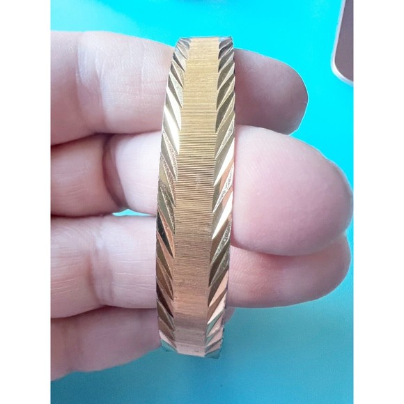 Monet Vintage Goldtone Bangle Bracelet Shiny and Brushed Simple Chic 7/8" - Picture 6 of 9